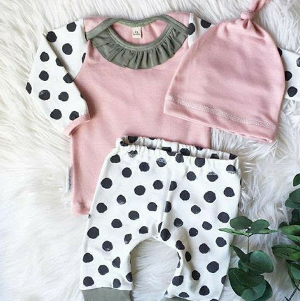 Last one! 3 Piece Cotton Infant Gift Set